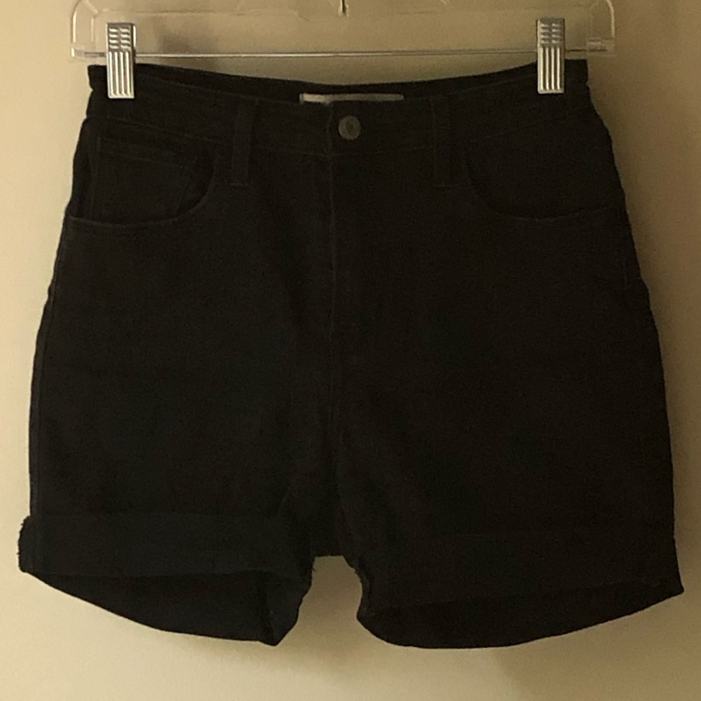 High Waisted Black Levi Shorts